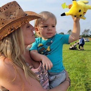 Meet your Posher, Laura